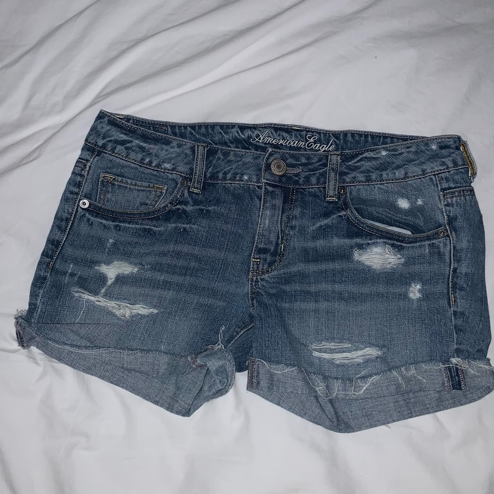 American eagle  Outfitters distress cut off denim jean shorts size 8
